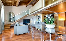 Beatrice Apartment By Mamo Florence